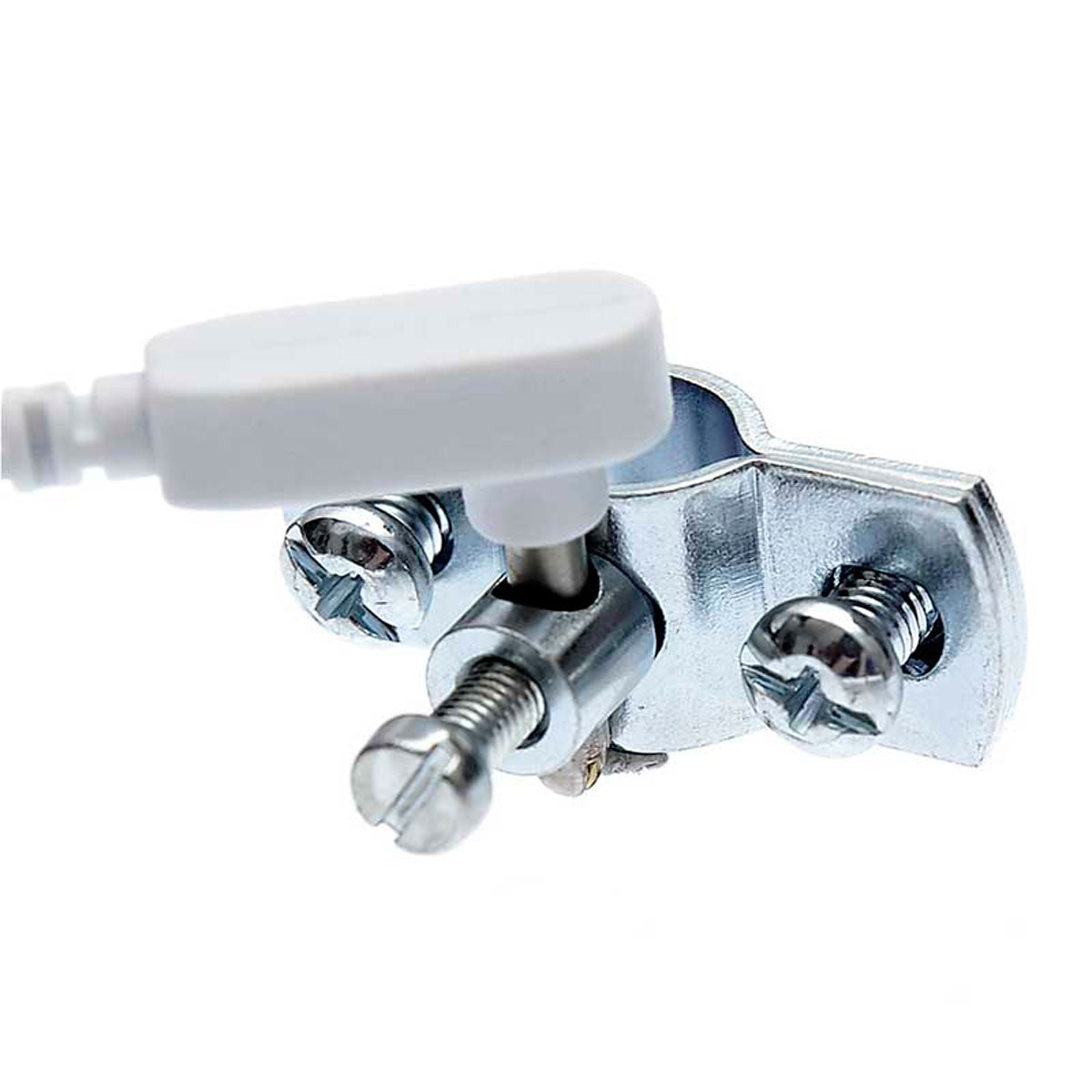 Ground clamp for water pipes